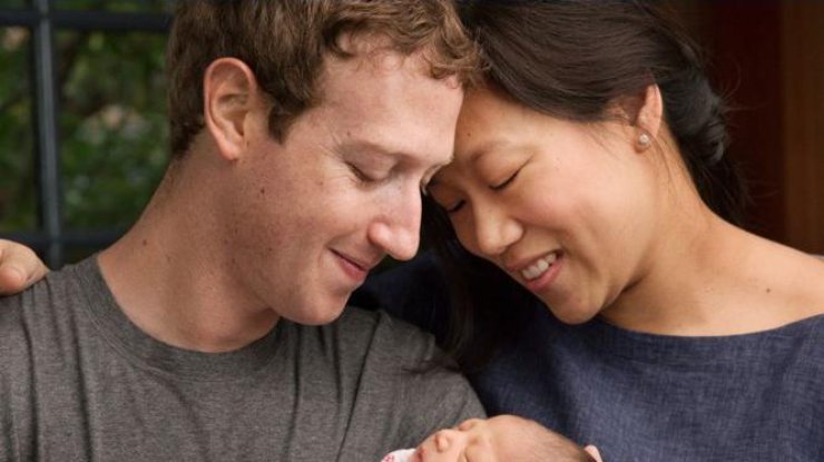 У главы Facebook Марка Цукерберга родилась дочь