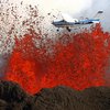 Лучшие фотографии 2015 года: падающий самолет и извержение вулкана (фото)