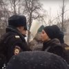 В центре Москвы на митинге задержали автора Конституции России (видео)