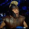 Денис Беринчик появился на ринге в образе гладиатора (видео)