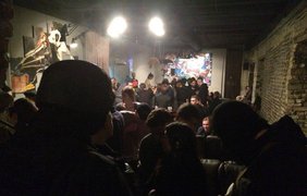 В Киеве полиция побила посетителей в клубе Closer 