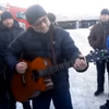 Юрий Шевчук поддержал дальнобойщиков песней (видео)