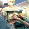 В Испании музыкант играл на саксофоне во время операции (видео)