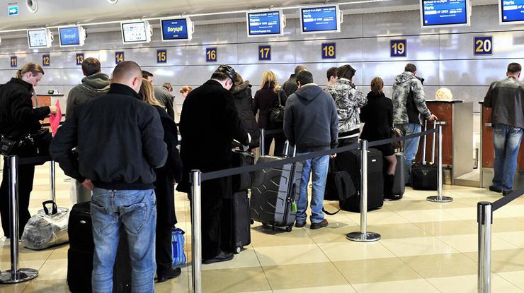 ЕС обнародует положительный отчет о безвизовом режиме с Украиной