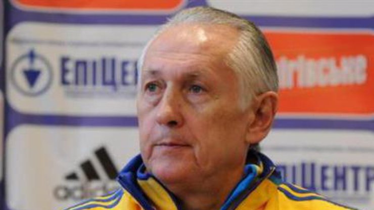 Михаил Фоменко продолжит тренировать футболистов Украины