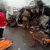 На Днепропетровщине "опель" разорвало в жуткой аварии (фото)