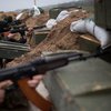 Под Донецком военных осаждают гибридные бандформирования