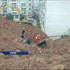 Зсув ґрунту поховав сотню людей у Китаї