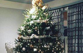 Новогодняя елка Кейт Аптон. Instagram/KATEUPTON