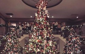 Праздничная елка Крис Дженнер. Instagram/KIMKARDASHIAN