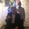 Олег Скрипка с сыном показали на пальцах трезубец (фото, видео)