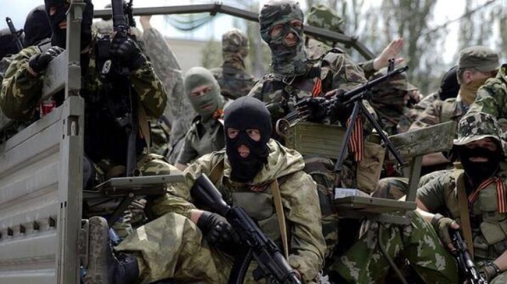 Под Донецком боевики бьют прицельным огнем гранатометов