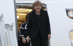 На встречу в Минске прибыли также Ангела Меркель и Франсуа Олланд 