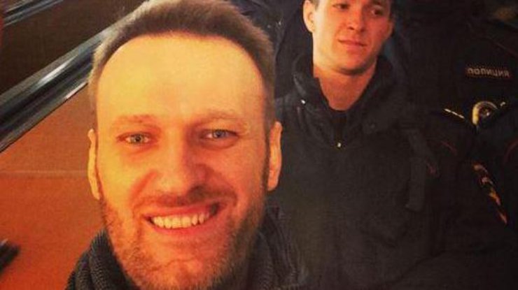 Навального задержали прямо в метро