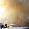 В центре Киева из-за крупного пожара остановились автомобили (фото)