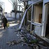 В Авдеевке снарядом разбомбили кафе: погибли 3 мужчин