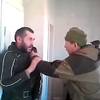 Террорист Якут избивает наемника из Москвы за дезертирство (видео)
