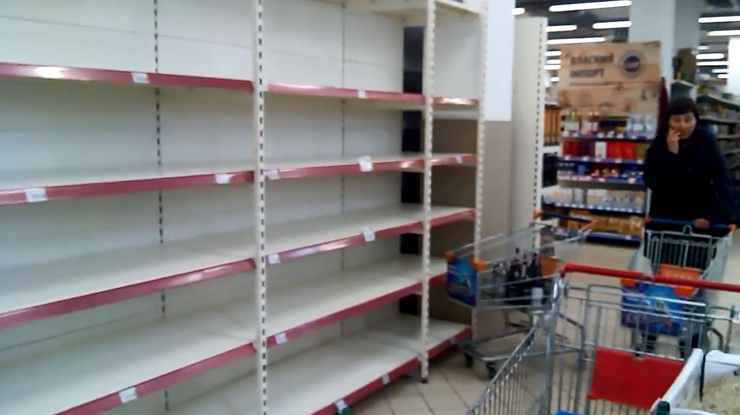 За пустыми полками супермаркетов может стоять сговор бизнесменов 