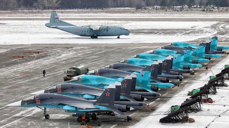 Су-34 ВВС России готовятся к удару по Украине 