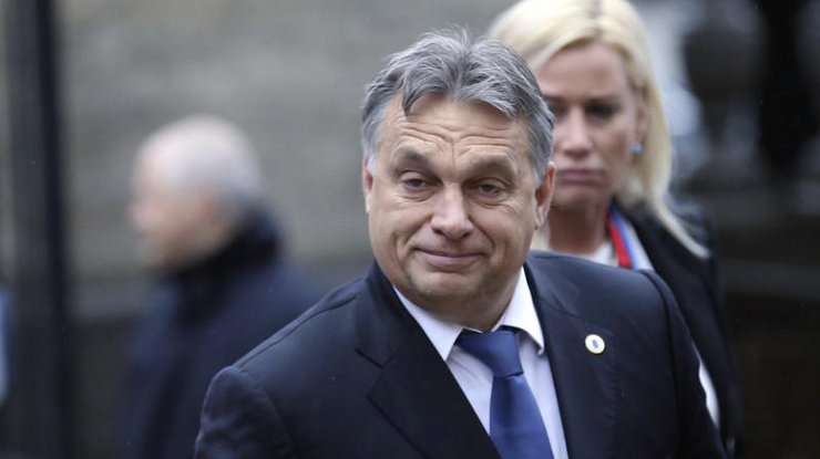 Экс-соратник угрожает расправой Орбану