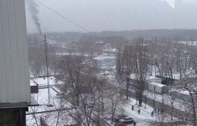 В Донецке на мосту загорелся автомобиль
