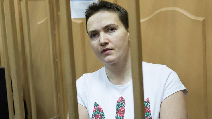 В иске адвокаты указывают на угрозу жизни Савченко