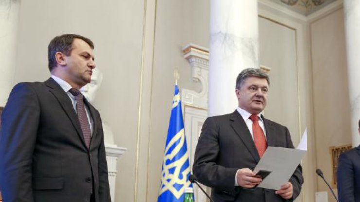 Порошенко объяснил, когда Украина сможет получить оружие. Фото пресс-служба президента