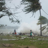 Ураган "Пэм" возле Австралии унес жизни 40 человек (фото, видео)
