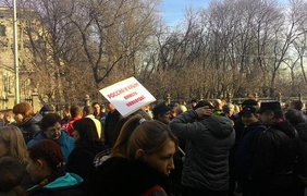 Оккупанты празднуют годовщину аннексии Крыма в Москве