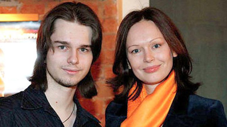 Сын Ирины Безруковой и Игоря Ливанова умер от сердечной недостаточности. Фото kp.ru
