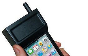 Bi-Bop чехол для iPhone в виде телефона 90-х годов