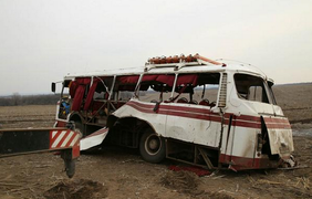 Автобус подорвался в Артемовске. Фото Виталий Гринев