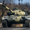 В Новоазовск перебросили 17 танков и 30 ББМ террористов