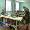 Переселенки у Чернівцях організували курси шиття