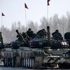 Под Горловку подтянули 35 танков и 3,5 тыс. террористов
