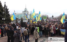 Год, как не стало Луганска. Фото Александр Волчанский