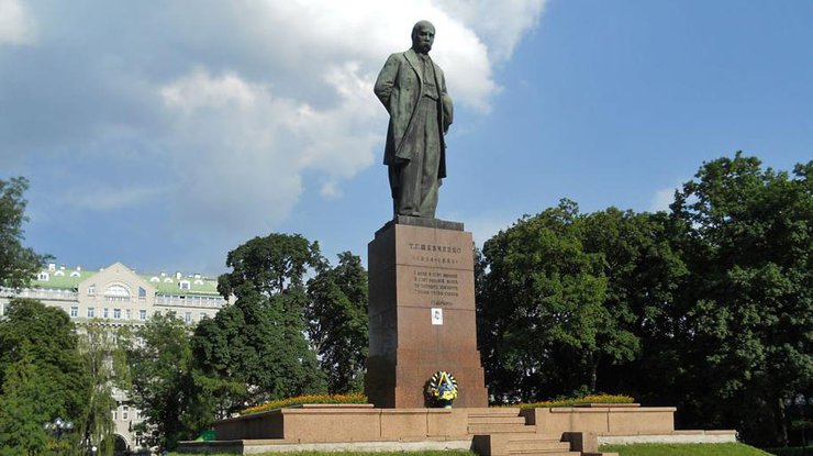 Памятник Тараса Шевченко в Киеве
