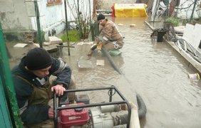 Затопления в Одесской области не успевают ликвидировать накануне праздников. фото - пресс-служба ГсЧС