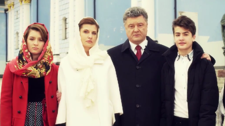 Президент поздравил украинцев с Пасхой