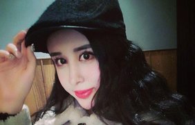 15-летняя Ли Хи Дэней из Китая превратила себя в куклу