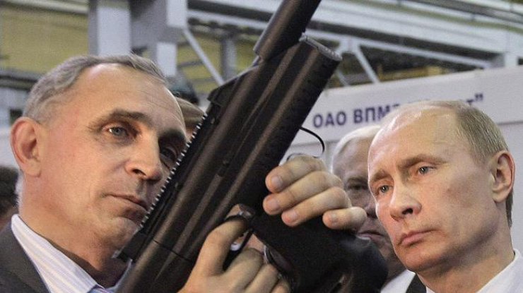 Кремль не стал резать расходы на оружие 