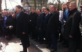 На акции выступил глава Независимого профсоюза горняков Украины Михаил Волынец. Фото dn.ua
