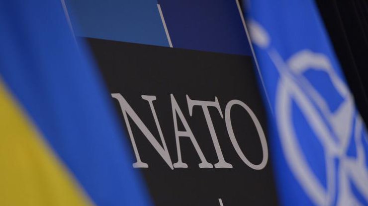 Украина будет развивать партнерство с НАТО