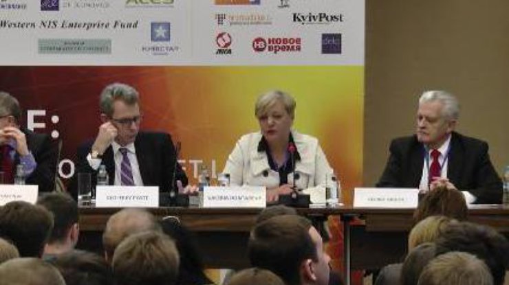 Валерия Гонтарева считает, что экономика Украины достигла "дна"