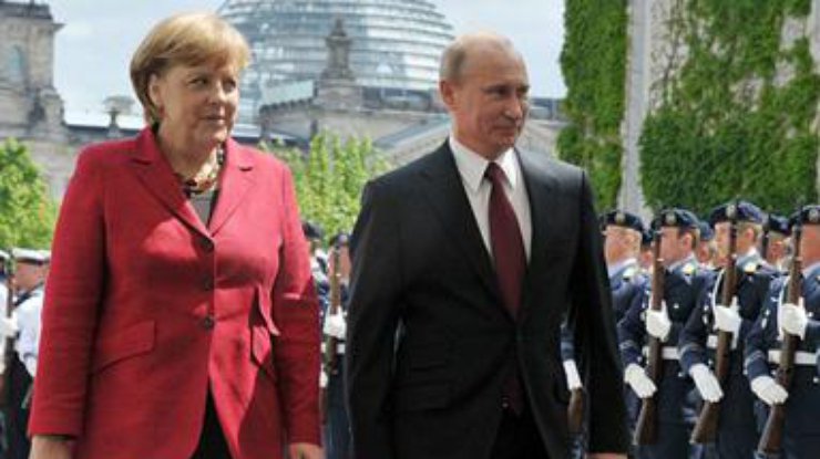 Меркель приедет к Путину 10 мая