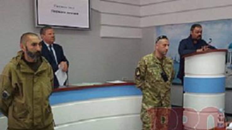 Бойцы требуют отставки мэра Бердянска Бакая