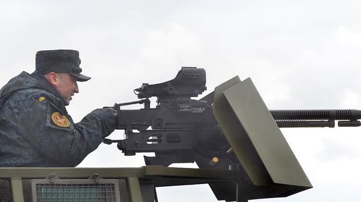 Турчинов ознакомился с мощностью нового вооружения Украины. Фото Facebook/Александр Турчинов