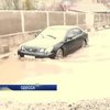 В Одессе дождь затопил жилые дома