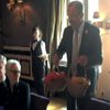 Джону Керри в Сочи подарили корзину с картошкой