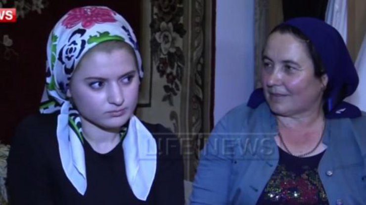 Чеченская невеста готова выйти за 57-летнего начальника милиции. Кадр из видео Lifenews